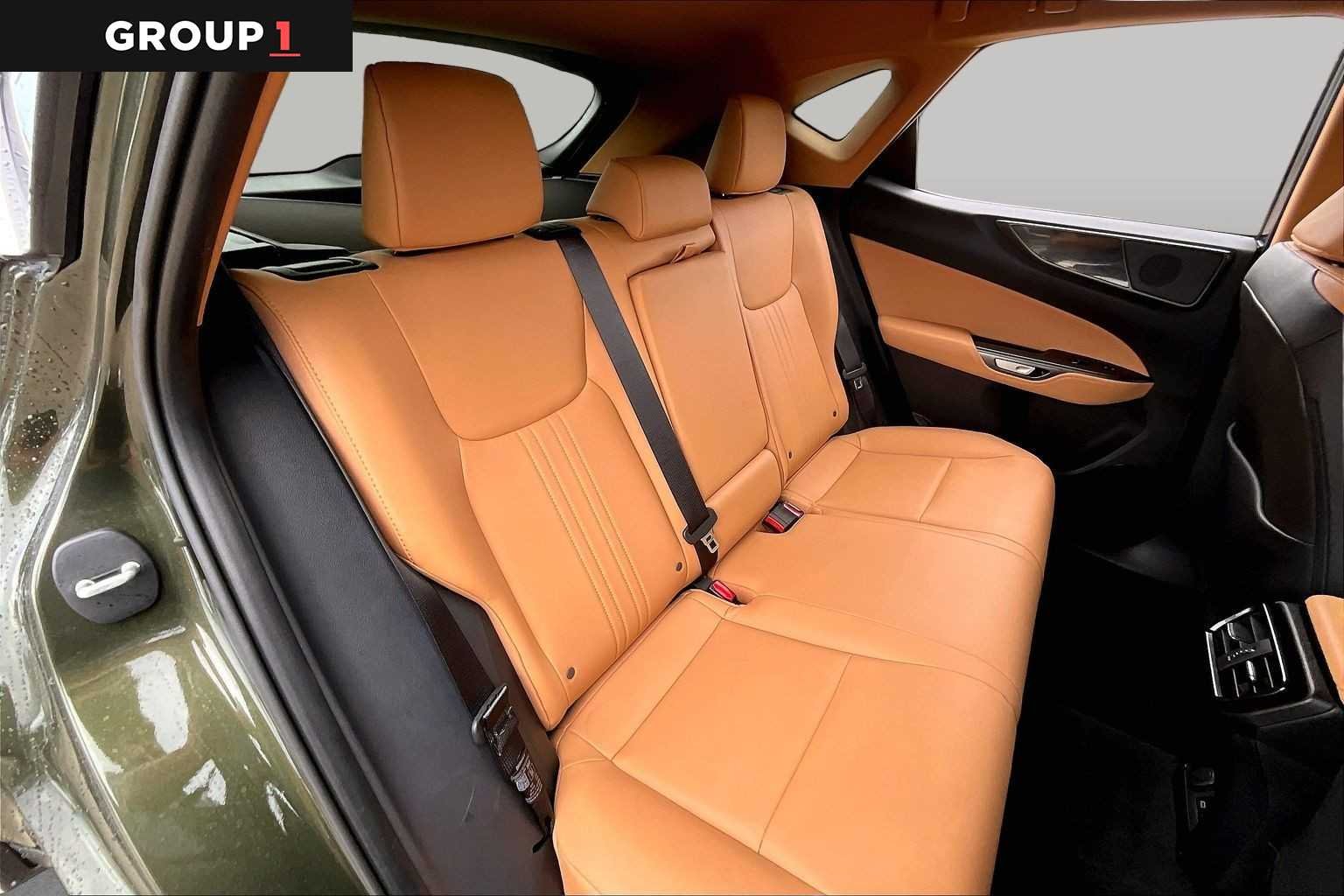 Used 2026 Nori Green Pearl Lexus  image 17