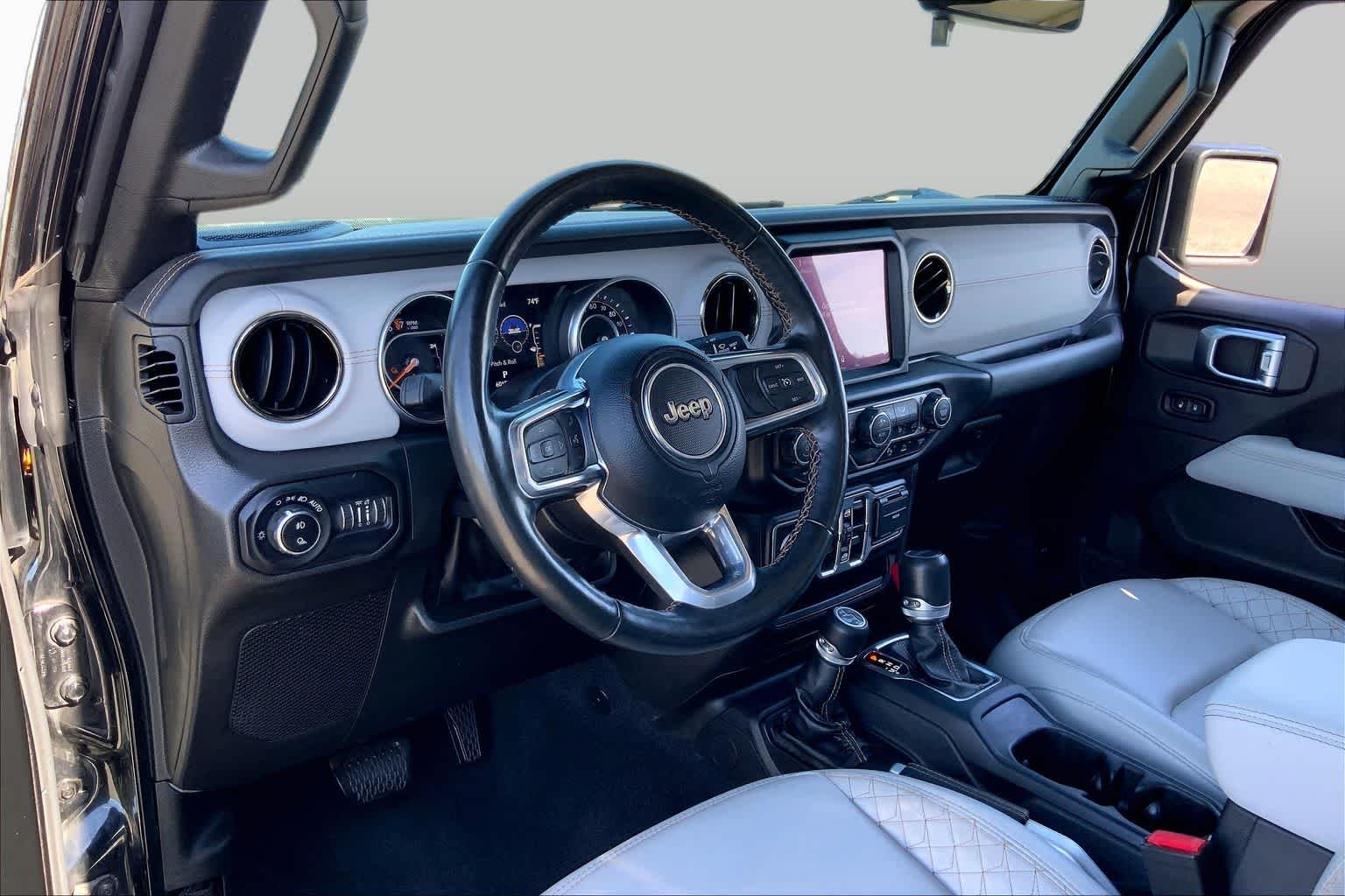 Used 2022 Black Clear Coat Jeep High Altitude image 17