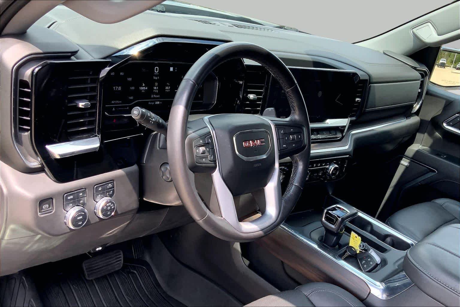 Used 2023 Titanium Rush Metallic GMC SLT image 17