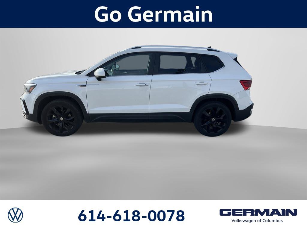 Used 2022  Volkswagen 1.5T SE image 2