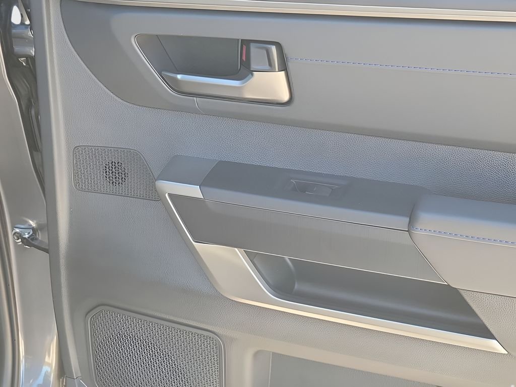 2026 Toyota Tundra Platinum - Photo 48