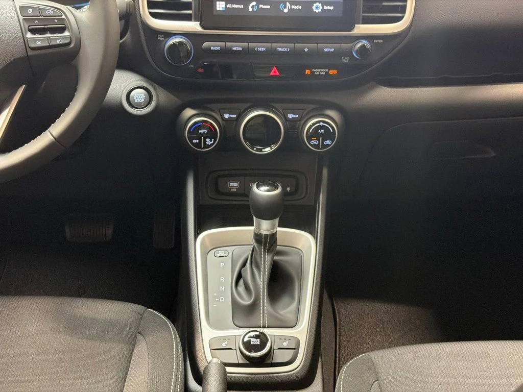 New 2026 Onyx Black Hyundai SEL image 17
