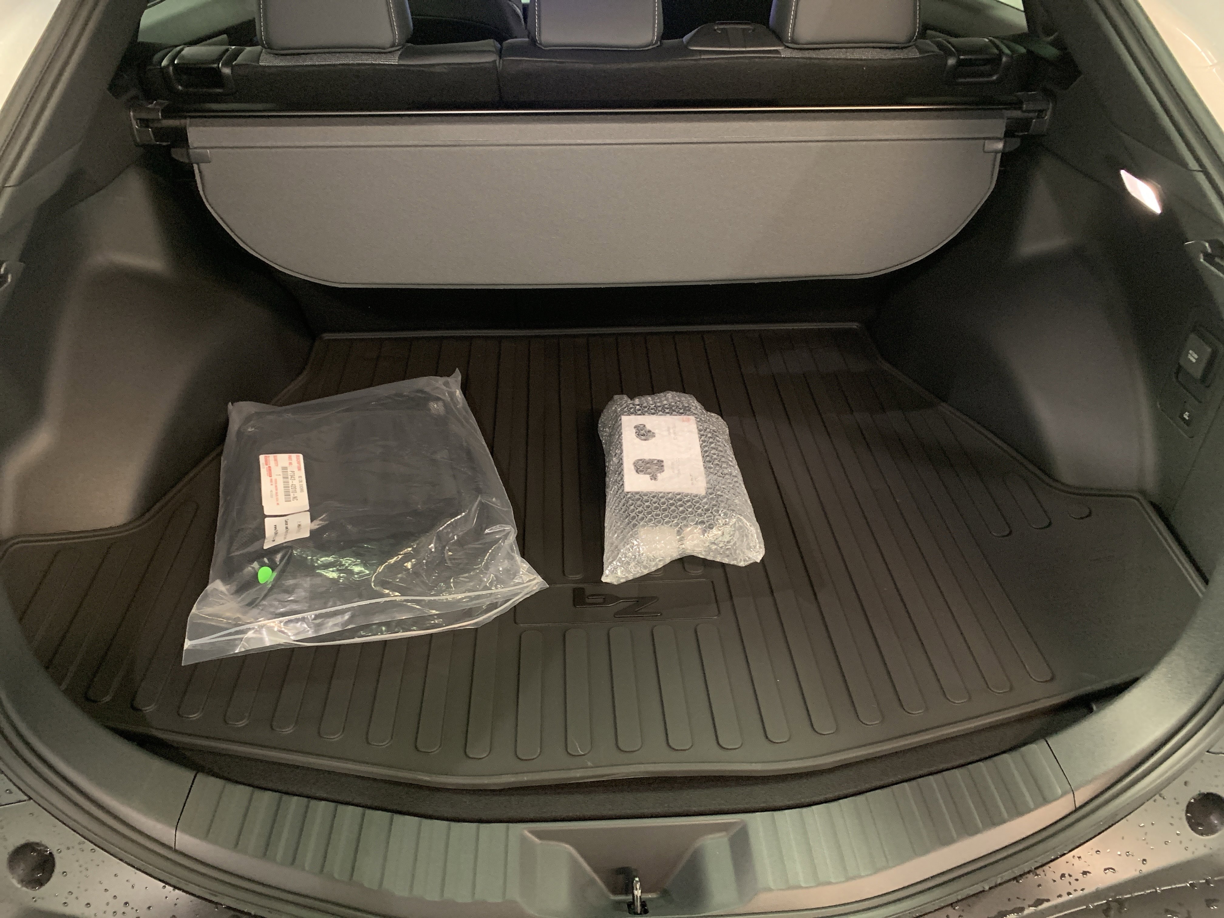 2026 Toyota bZ XLE - Photo 18