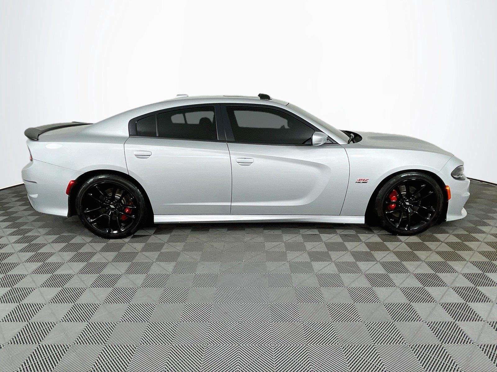 Used 2020 Triple Nickel Clearcoat Dodge Scat Pack image 10