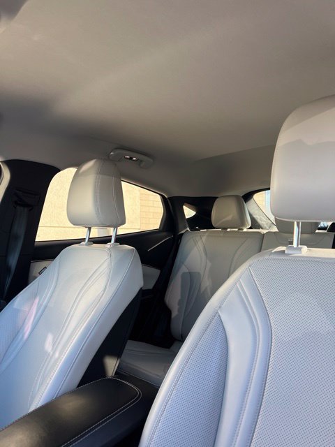 Used 2024 Blue Ford Premium image 6