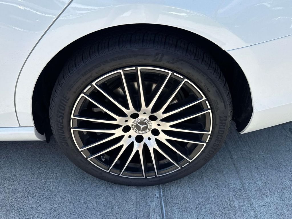Certified Used 2025 Polar White Mercedes-Benz C 300 image 15