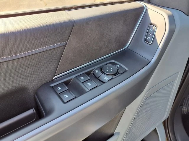 New 2026 Marsh Gray Ford XLT image 10