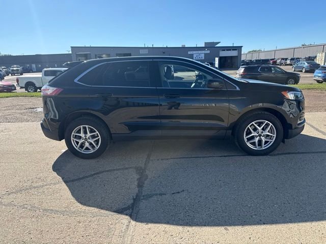 Used 2023 Black Ford SEL image 11