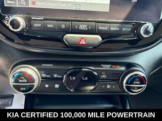 Used 2025 White Kia S image 17