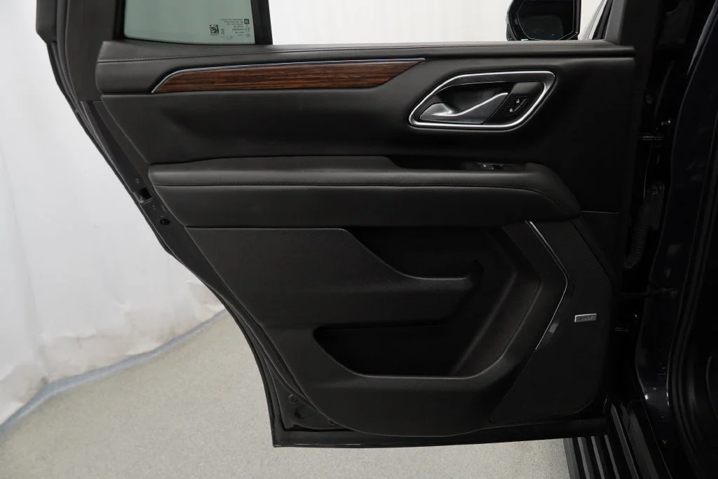 Certified Used 2023 DARK ASH METALLIC Chevrolet High Country image 37