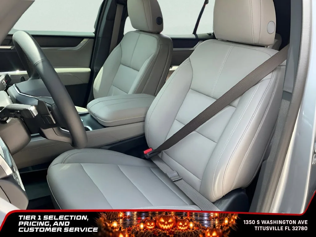 New 2026 Sterling Metallic GMC Elevation image 37