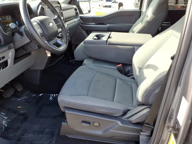 Used 2025 Carbonized Gray Ford XLT image 13