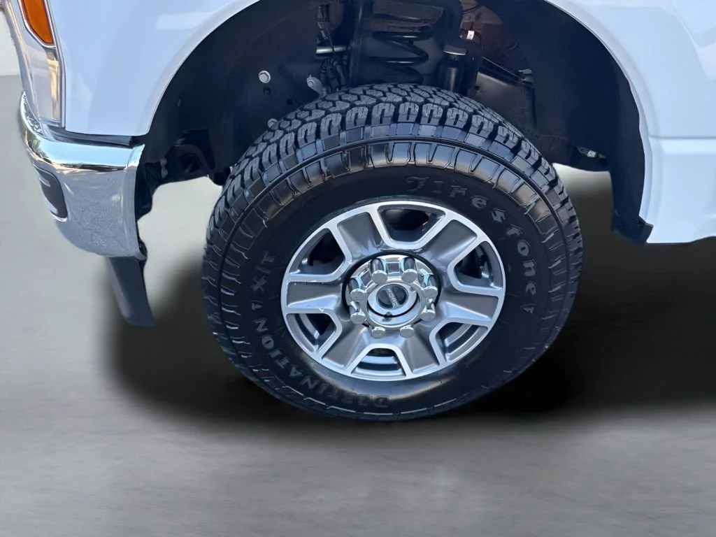 Used 2024 White Ford XL image 34