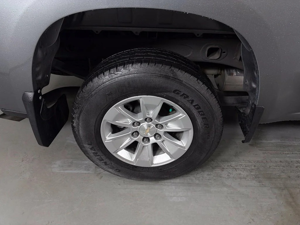 Used 2024 Gray Chevrolet LT image 13