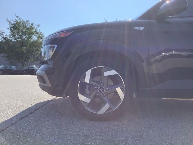 Used 2023 Onyx Black Hyundai SEL image 32