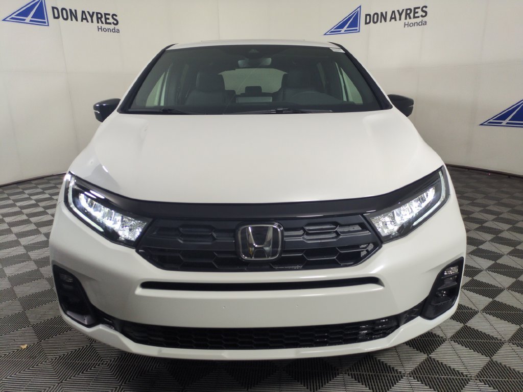 New 2026 Platinum White Pearl Honda Sport-L image 9