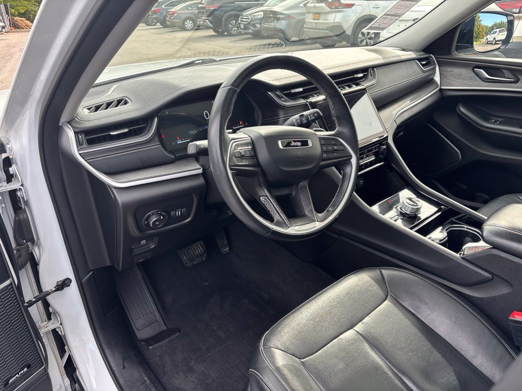 Used 2021 White Jeep Limited image 9