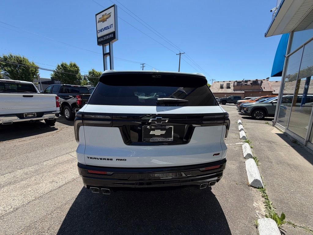 New 2026 Polar White Tricoat Chevrolet RS image 5