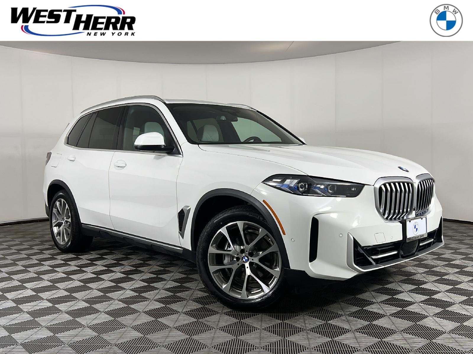 New 2026 Alpine White BMW xDrive40i image 1