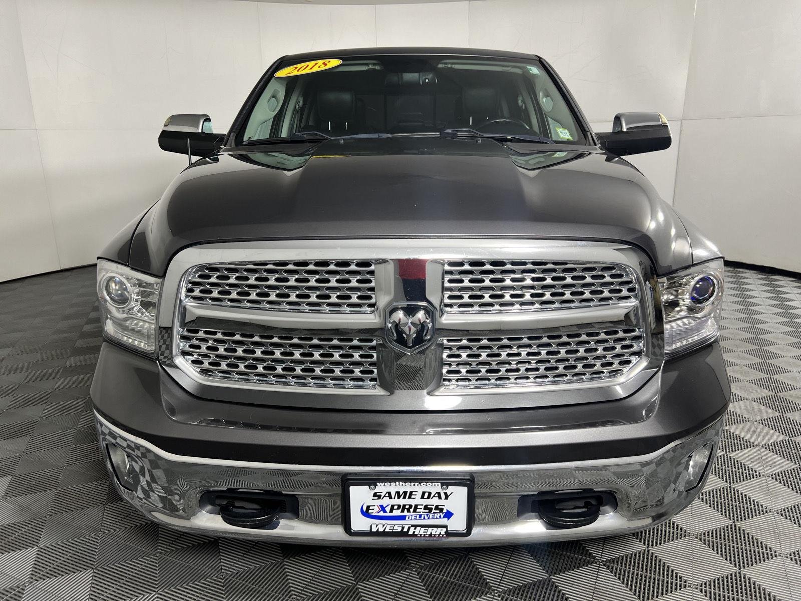 Used 2018  RAM Laramie image 6