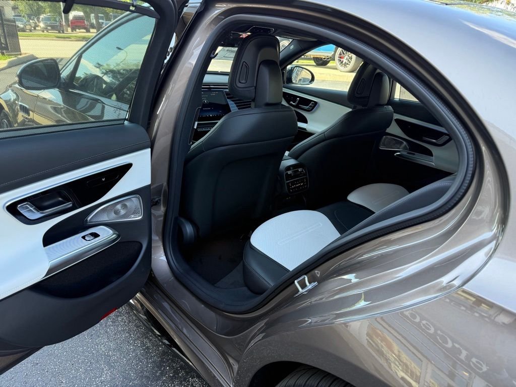 New 2027 Sonoran Brown Metallic Mercedes-Benz AMG® E 53 E 4MATIC+ Sedan image 7