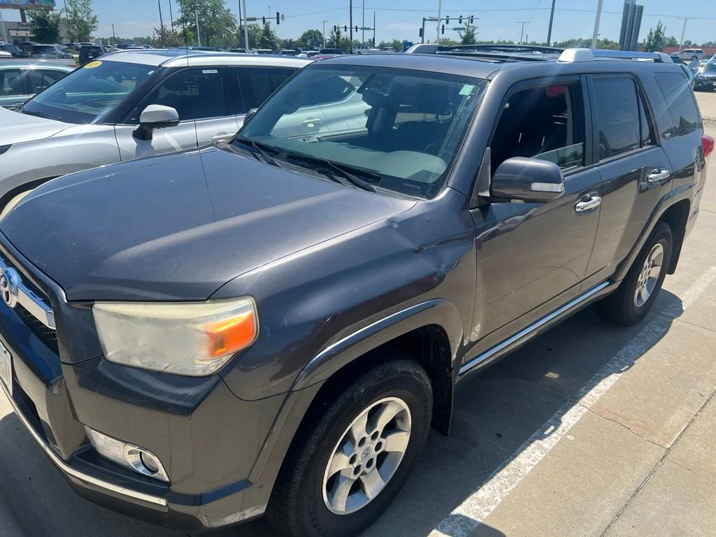 Used 2012 Gray Toyota SR5 image 2