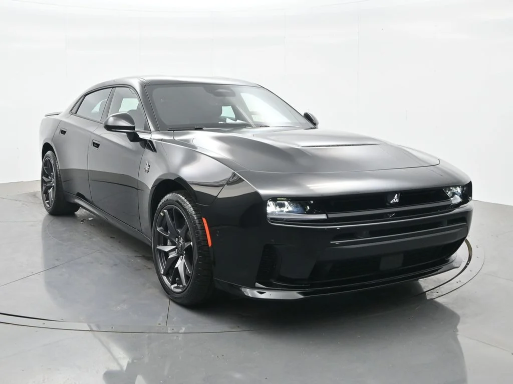 New 2026 Diamond Black Crystal Pearlcoat Dodge Scat Pack image 4