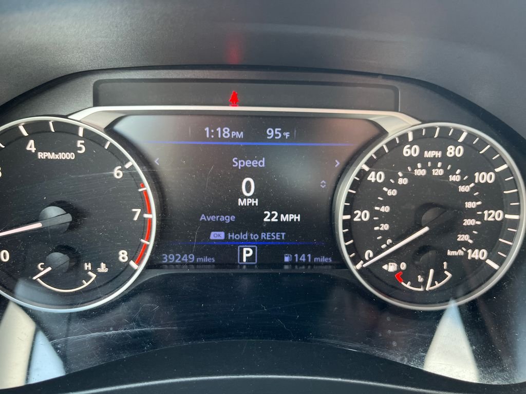 Used 2025 White Nissan 2.5 SV image 16