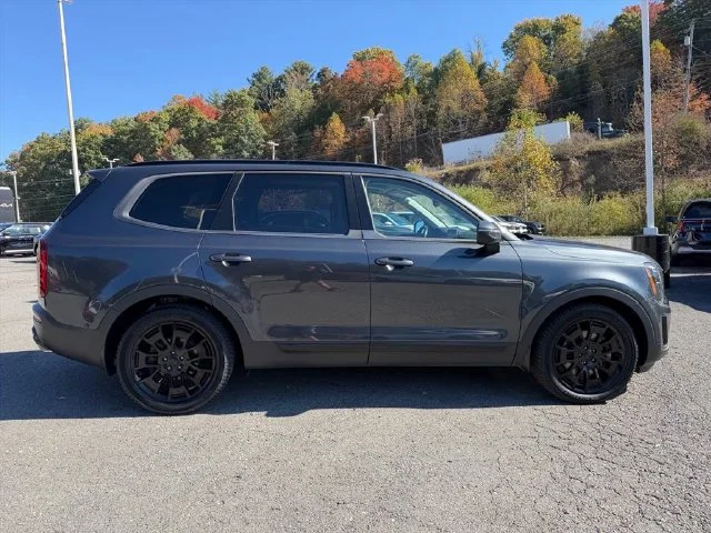 Used 2021 Gray Kia EX image 14