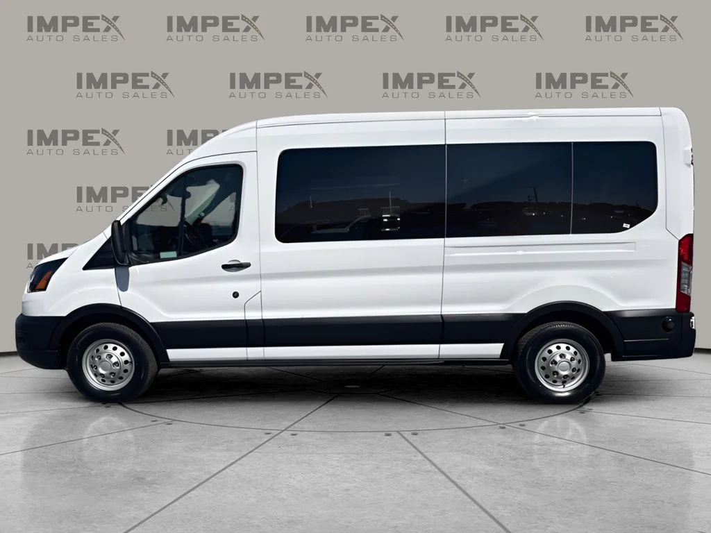 Used 2024 White Ford XL image 2