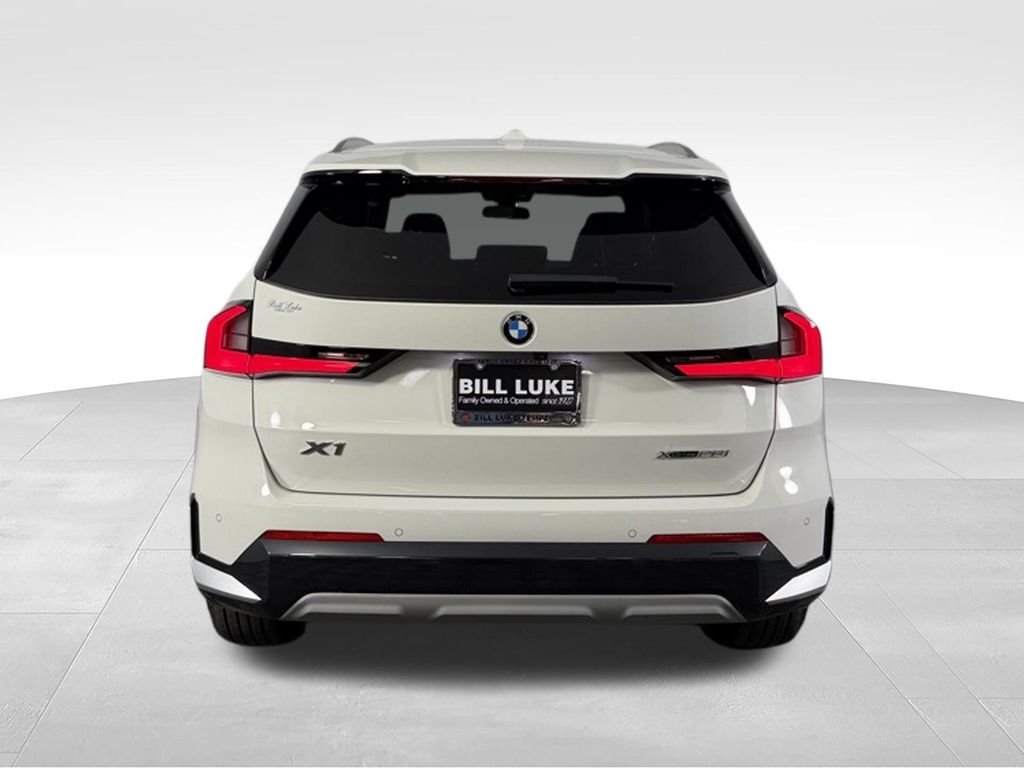Used 2025 Alpine White BMW xDrive28i image 6