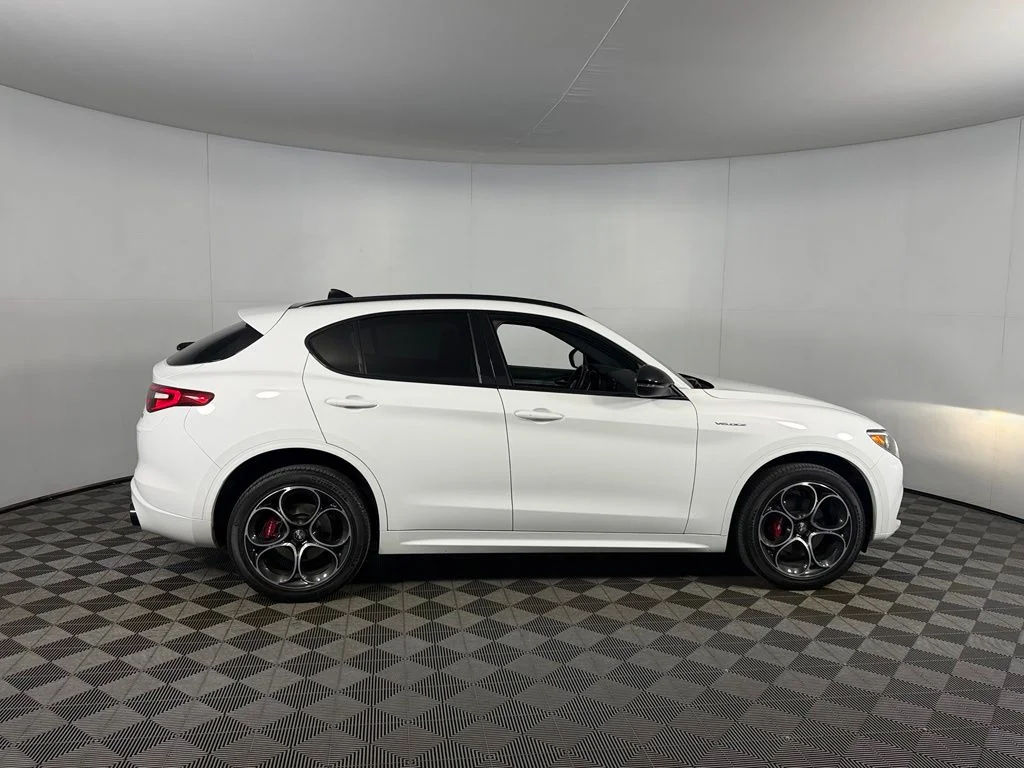 Certified Used 2023 White Alfa Romeo Veloce image 7