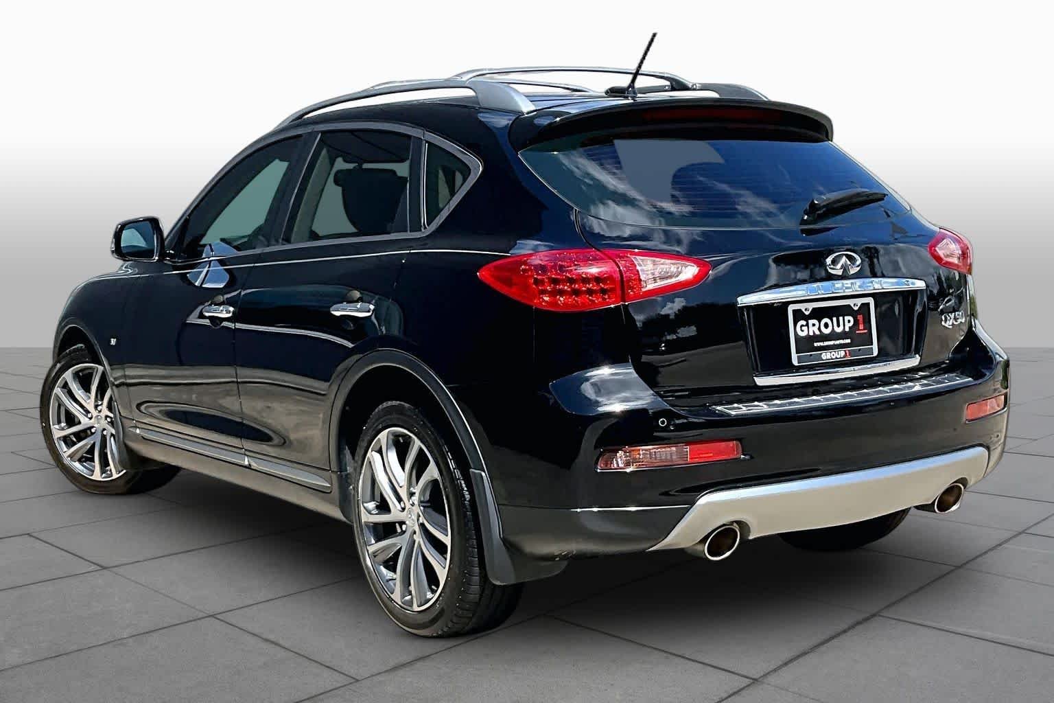 Used 2017 Black Obsidian INFINITI  image 12