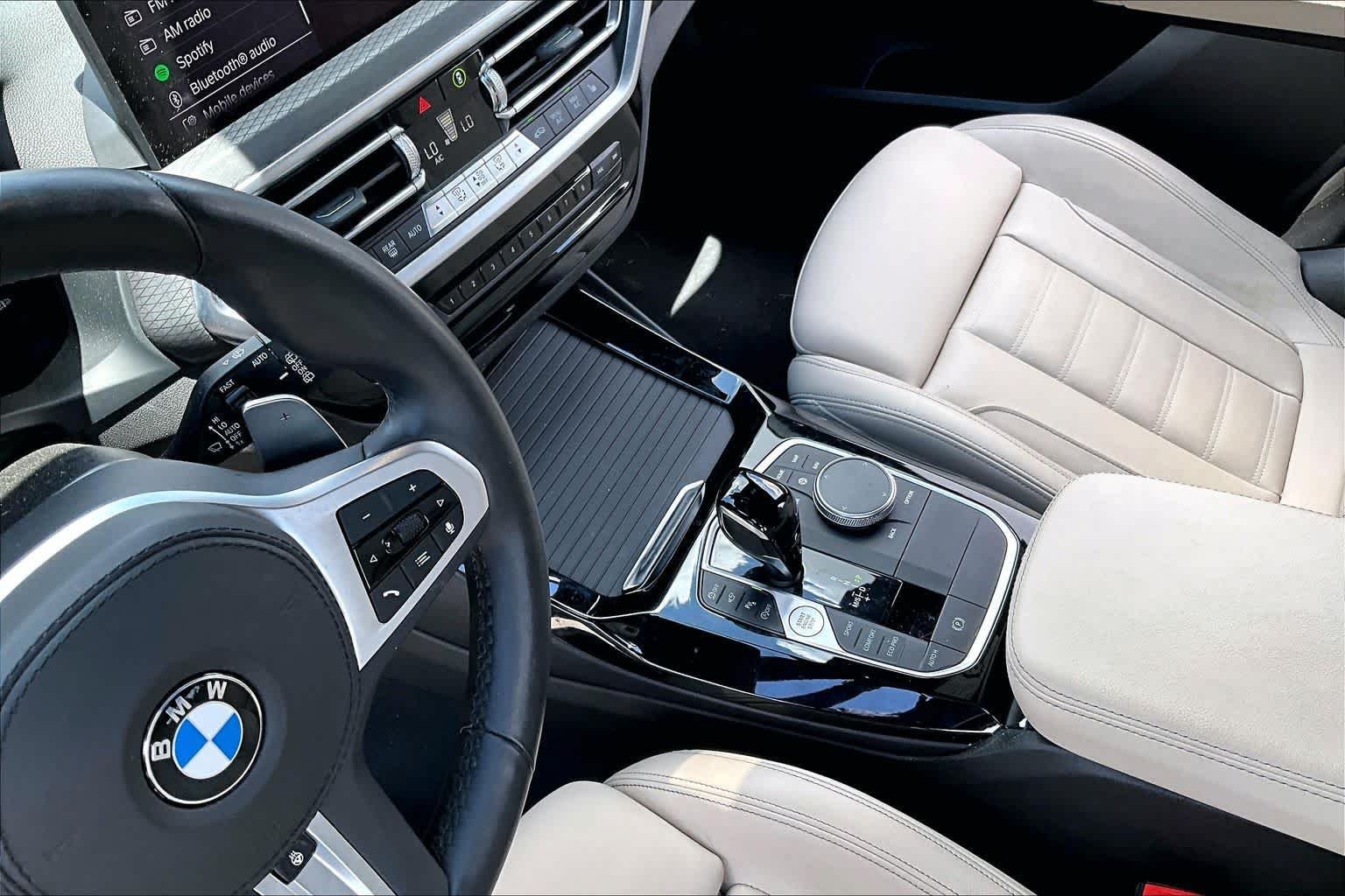 Used 2024 Dark Graphite Metallic BMW sDrive30i image 15