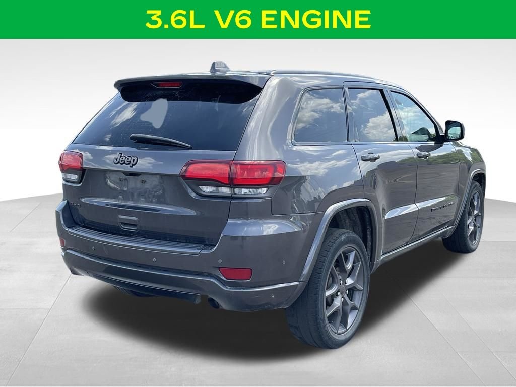 Used 2021 Granite Crystal Metallic Clearcoat Jeep Limited image 9