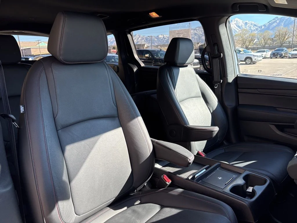 Used 2025 Gray Honda Sport-L image 11