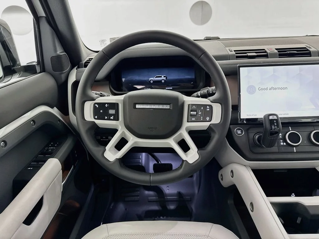 New 2026 Fuji White Land Rover X-Dynamic SE image 23
