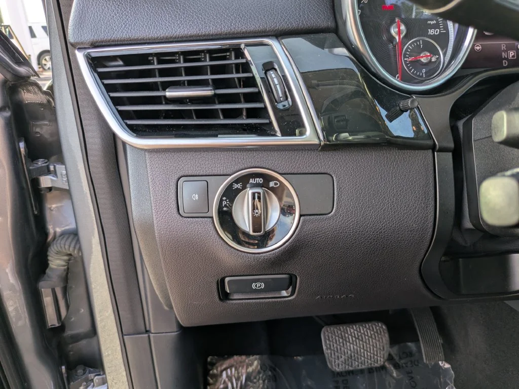 Used 2018  Mercedes-Benz GLS 550 image 27
