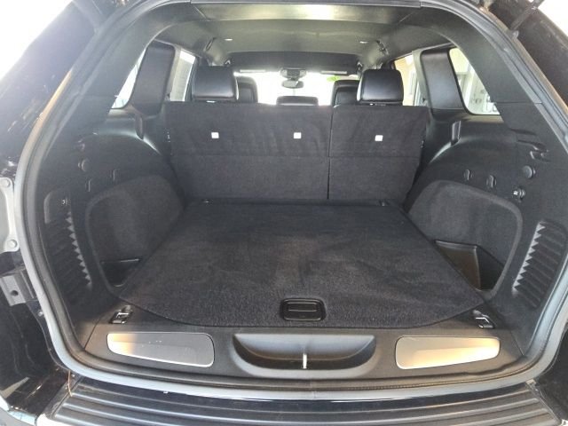 Used 2019 Black Jeep Limited image 11