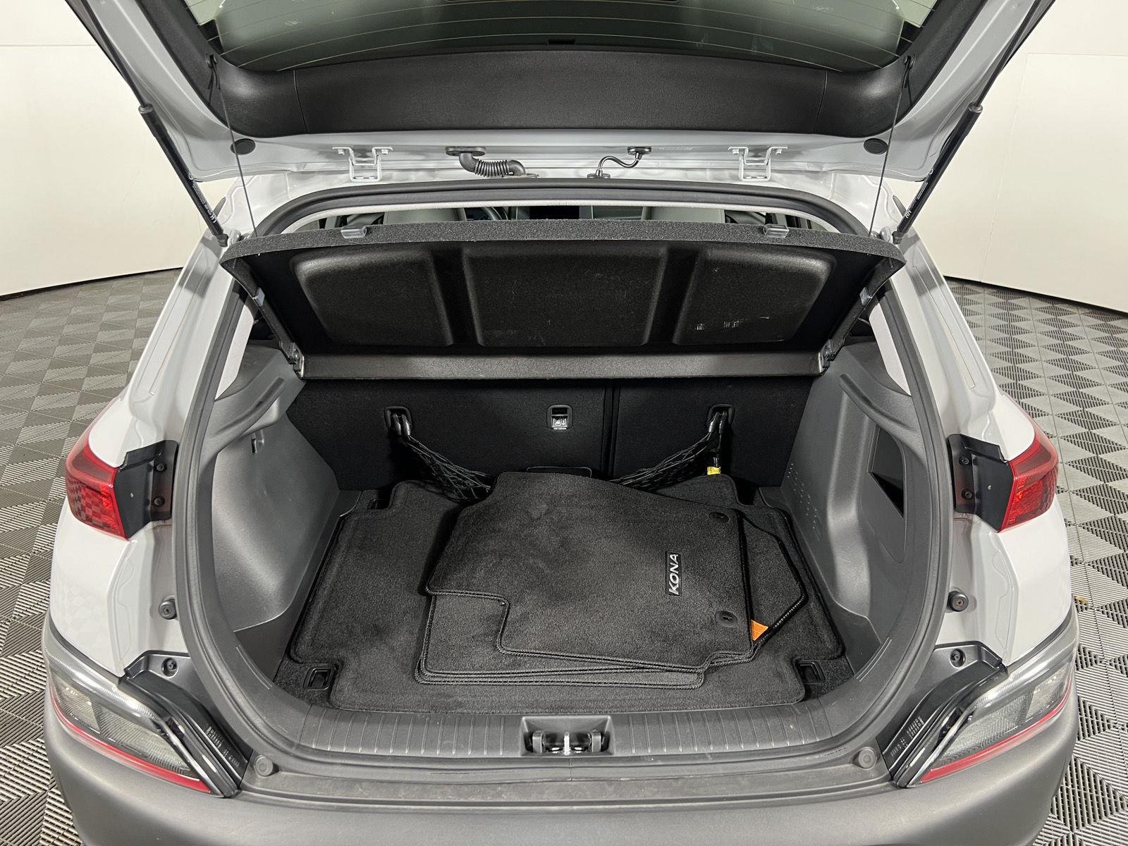 Used 2023 Cyber Silver Hyundai SEL image 10