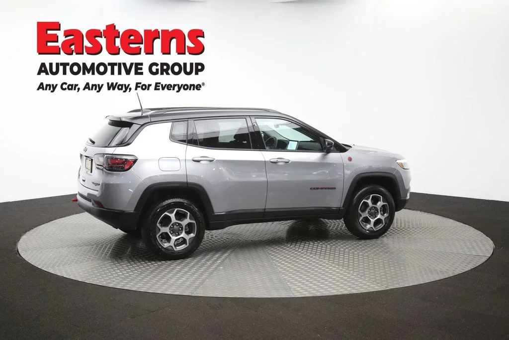 Used 2022 Silver Jeep Trailhawk image 43