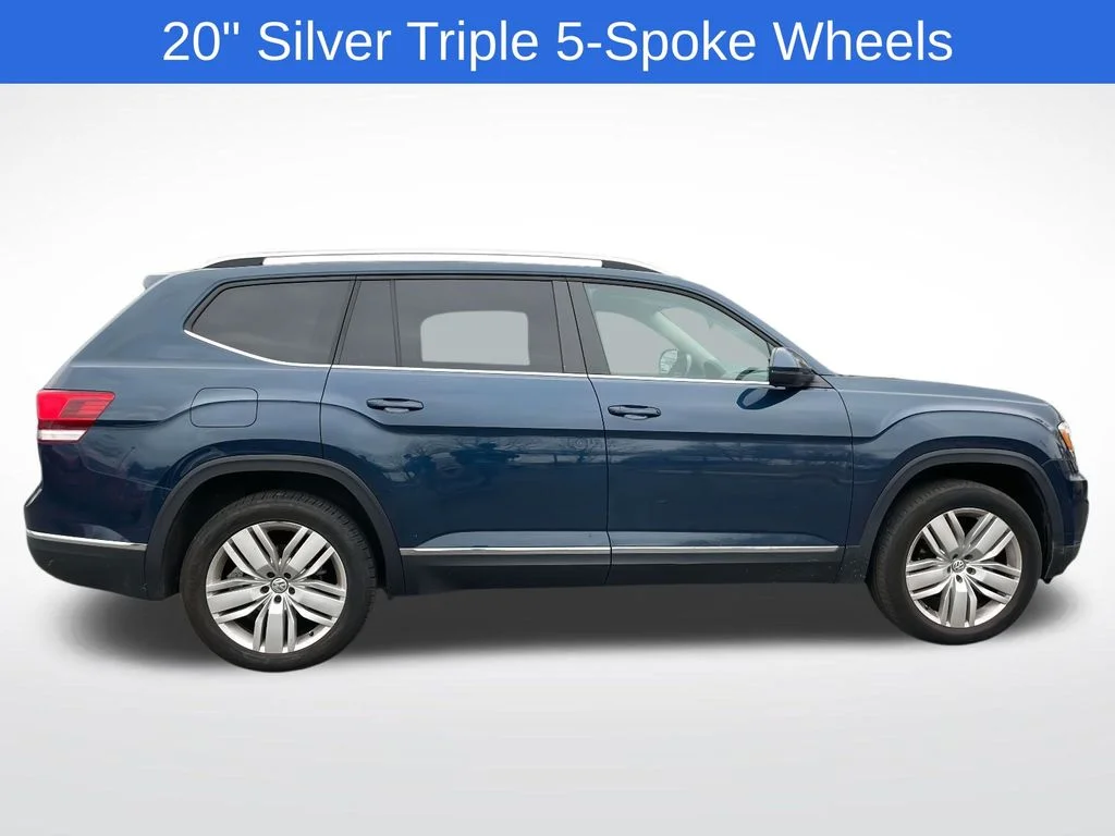 Used 2019 Blue Volkswagen SEL image 6