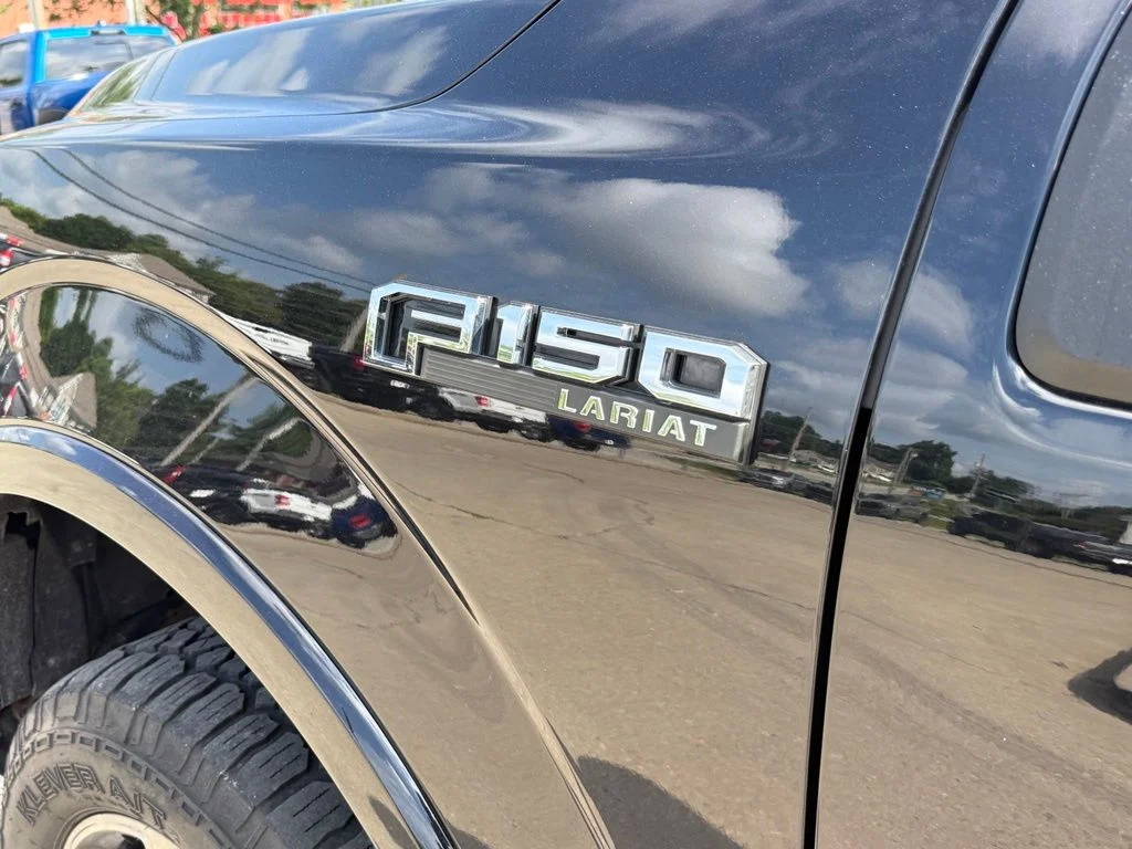Used 2020 Black Ford Lariat image 11