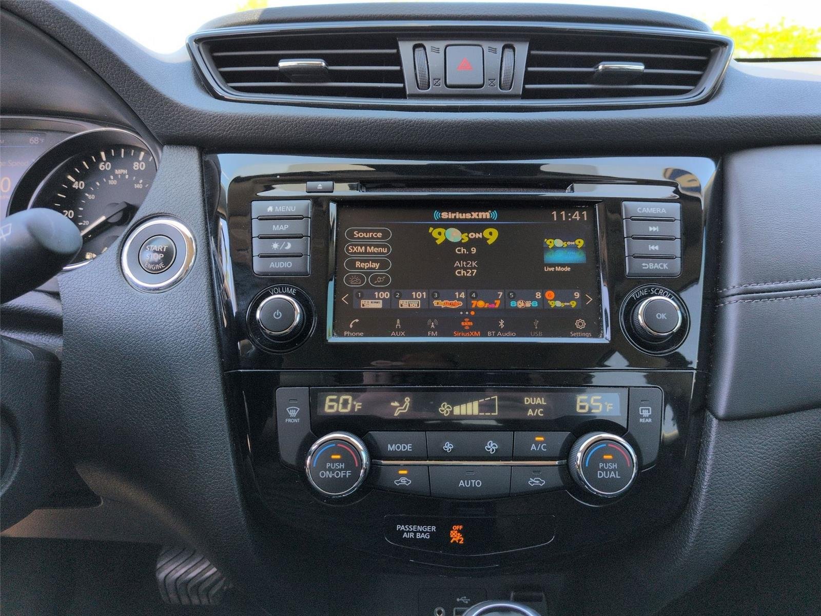 Used 2018 Magnetic Black Nissan SL image 24