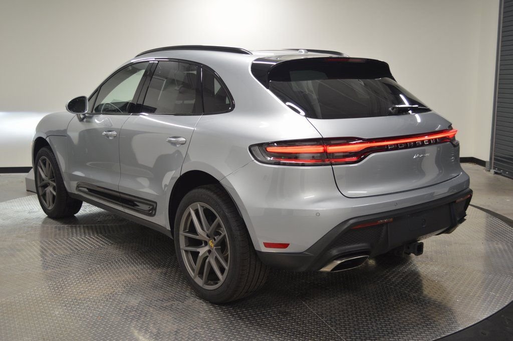 Used 2025 Silver Porsche  image 3