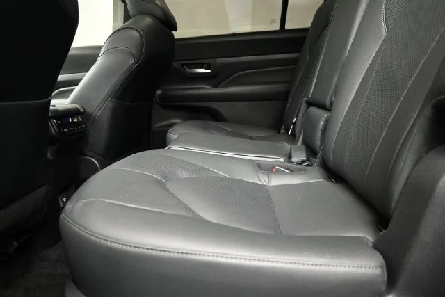 Used 2026  Toyota Limited image 17