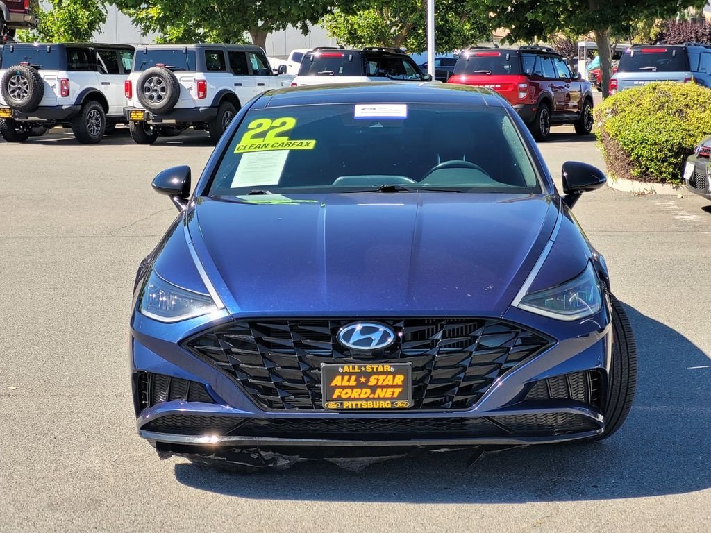 Used 2022 Blue Hyundai SEL Plus image 2