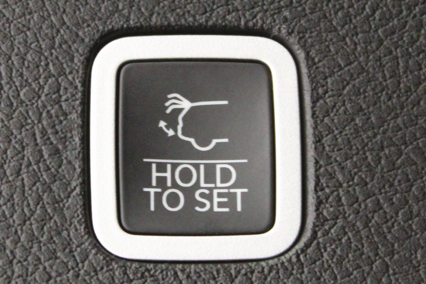 New 2026 High Gloss Black Exterior Paint Jeep Limited Altitude 4x4 image 18