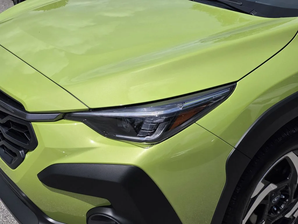 New 2026 CITRON YELLOW PEARL Subaru Limited Hybrid image 6