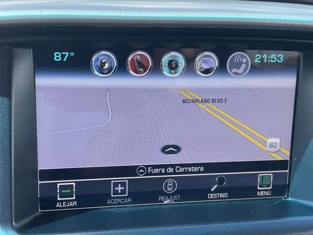 Used 2018 Gray GMC SLT image 19
